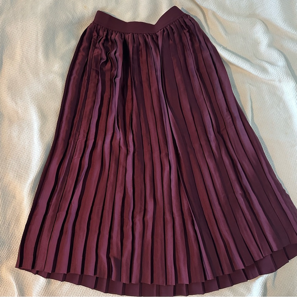 Lululemon Athletica Burgundy Skirt